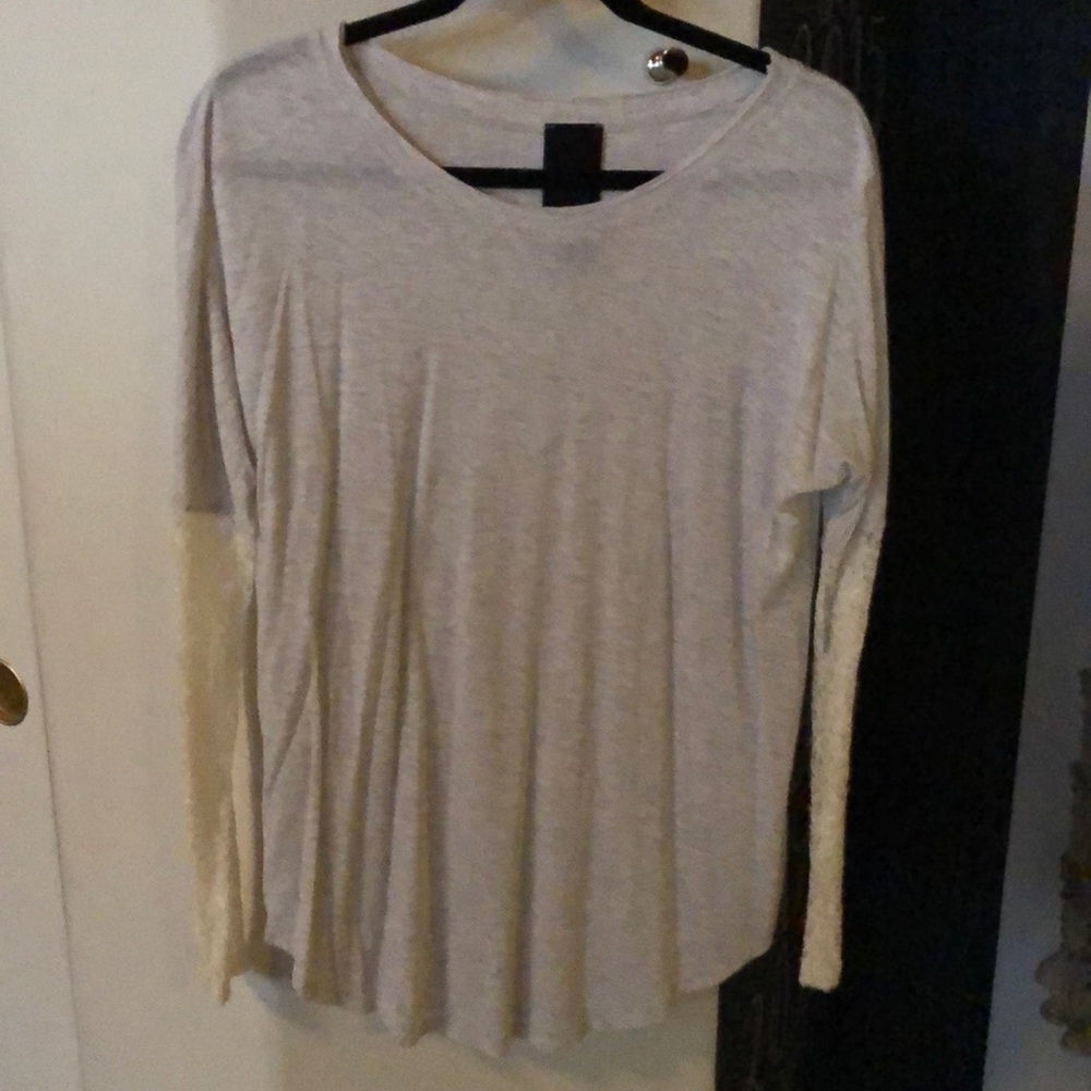 Long sleeve shirt with lace sleeves